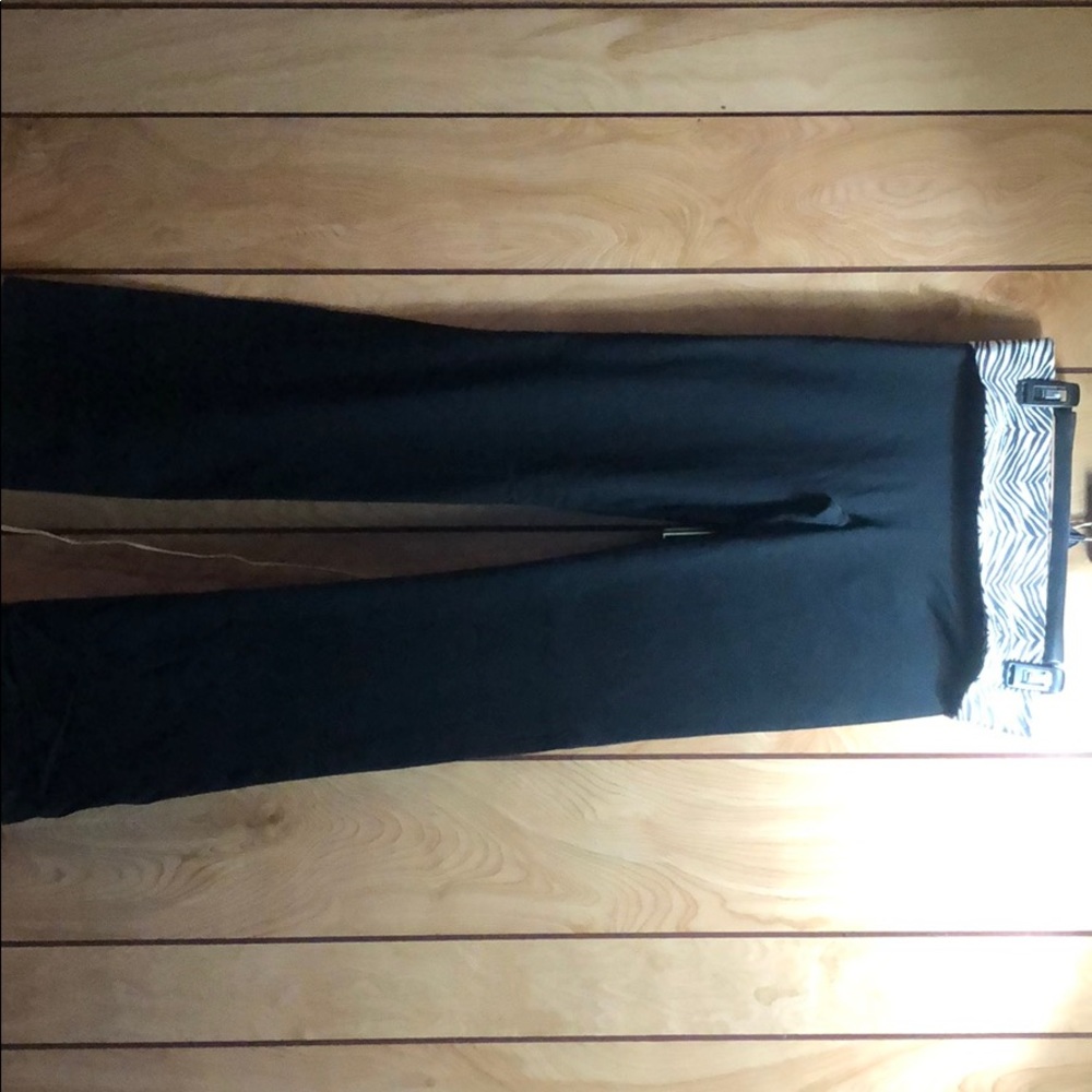 VS PINK Flare Yoga Pants